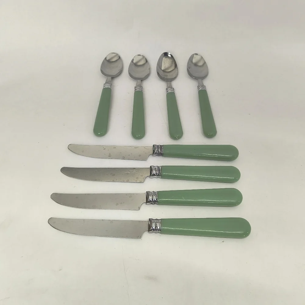 GIBSON Knives & Spoons Pastel Green Plastic Handle Stainless Steel Head Set Of 8